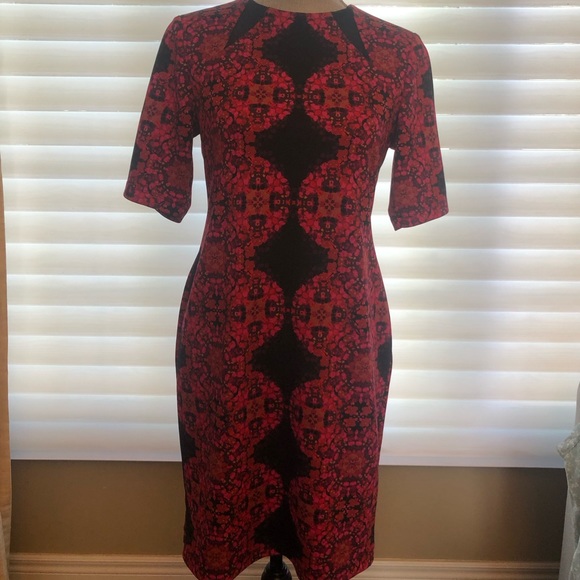 TAYLOR dress 🌺 - Picture 1 of 12